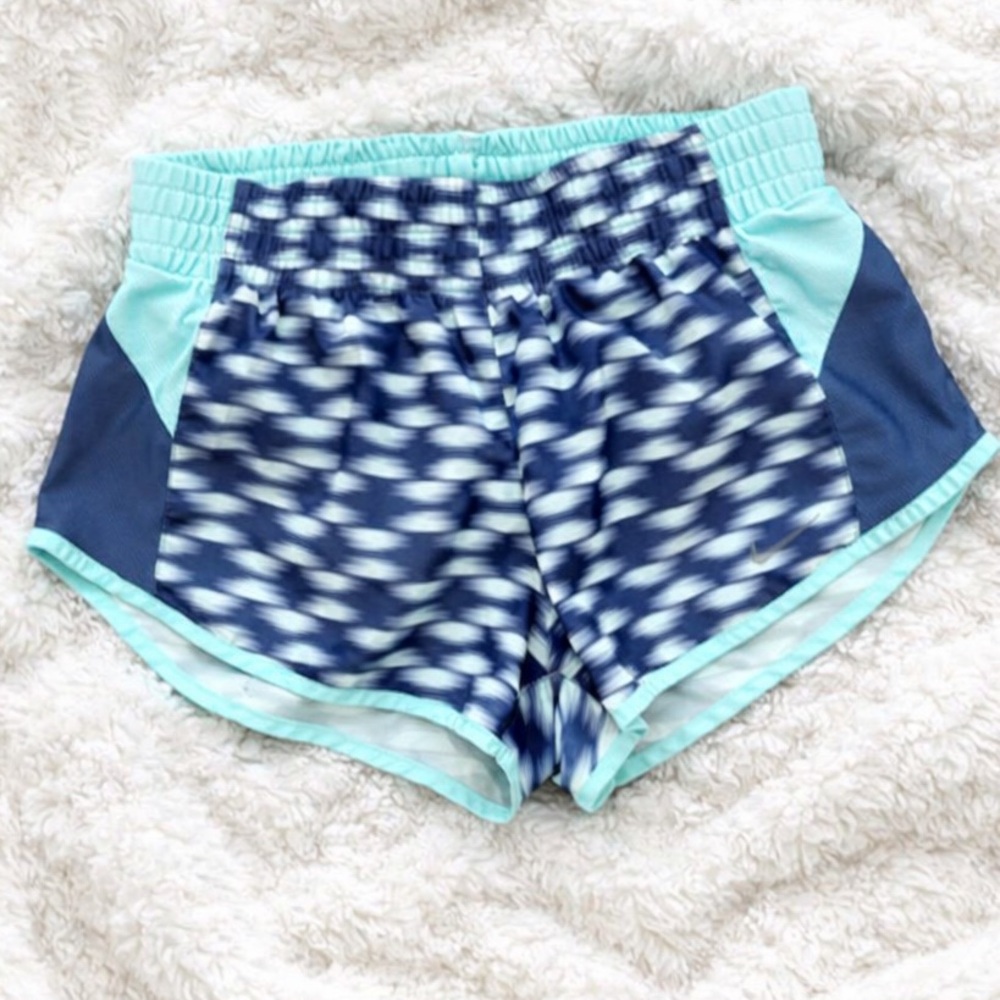 Nike Women’s XS Athletic Running Shorts Blue Patterned Dri-Fit